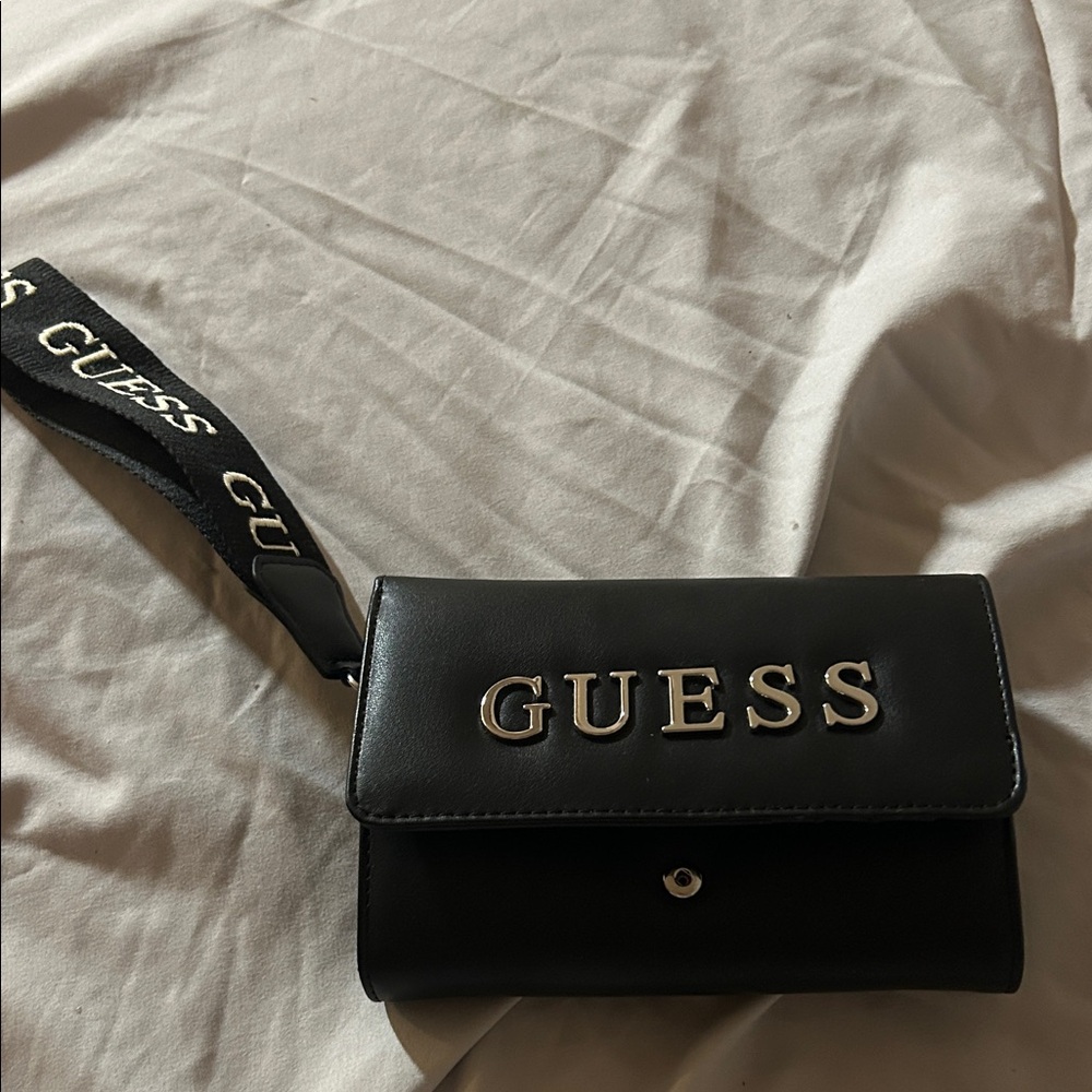 Guess wallet